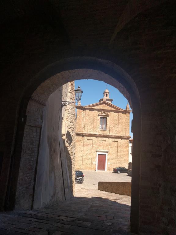 Casa Ghibellina Lägenhet Castelbellino Exteriör bild